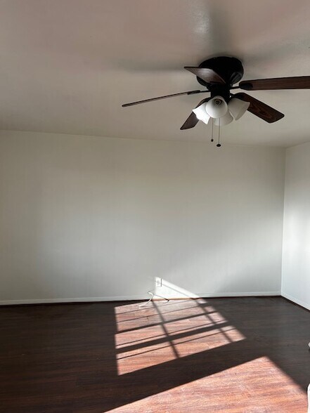 Building Photo - 10620 Downey Ave