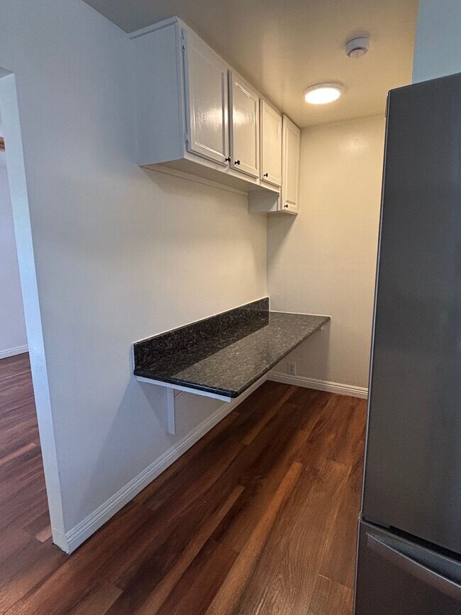 Building Photo - Bright & Spacious 2-Bedroom Home with Private Patio in San Pedro