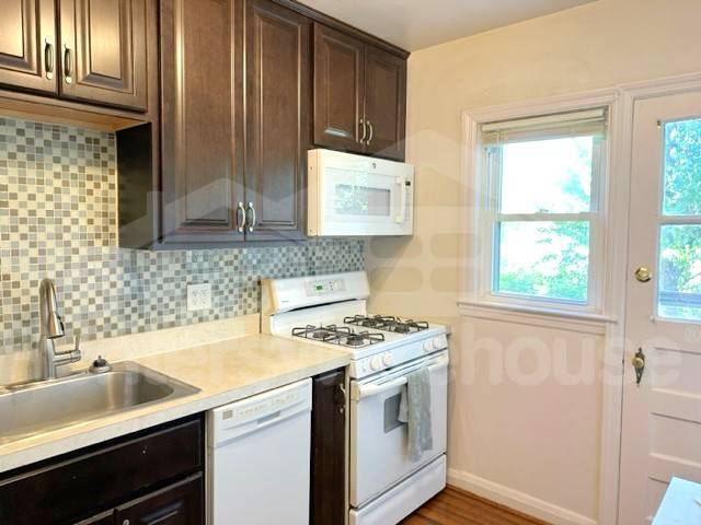 Building Photo - 6109 Maylane Dr