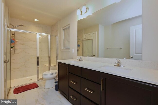 Building Photo - 1006 Shenandoah View Pkwy