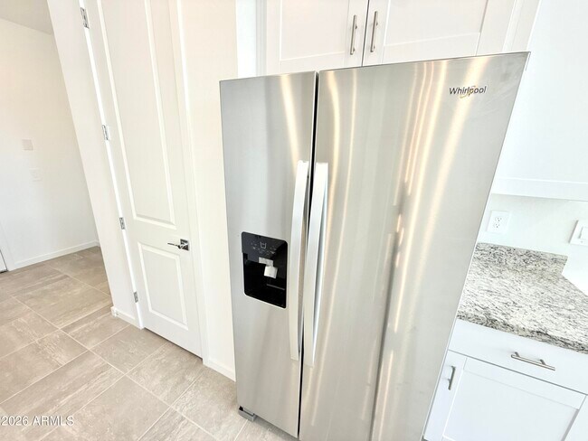 Building Photo - 17339 W Eva St