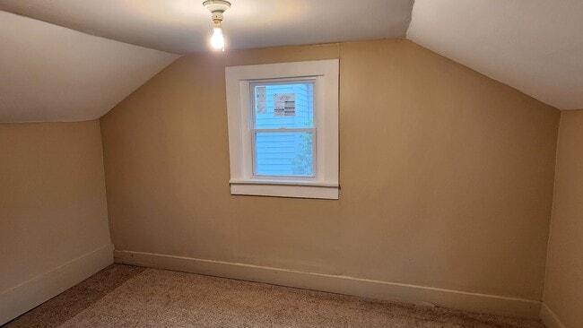 Building Photo - Four bedroom house available now  in Bradf...