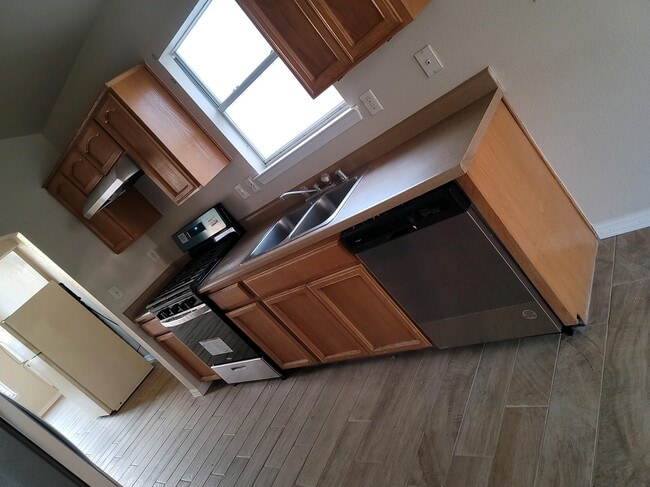 Building Photo - 3916 Tierra Arena Dr