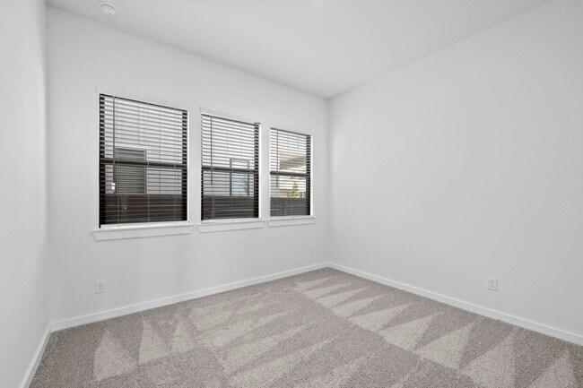 Building Photo - 3416 Indigo Wy