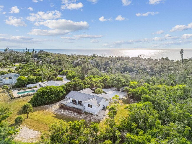 Building Photo - 7745 Manasota Key Rd