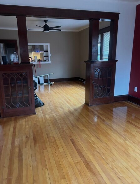 Building Photo - 14 Park St