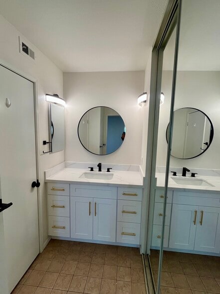 Building Photo - 29105 Thousand Oaks Blvd