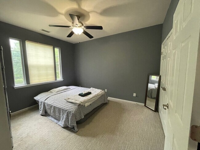 Building Photo - 9709 Glenburn Ln