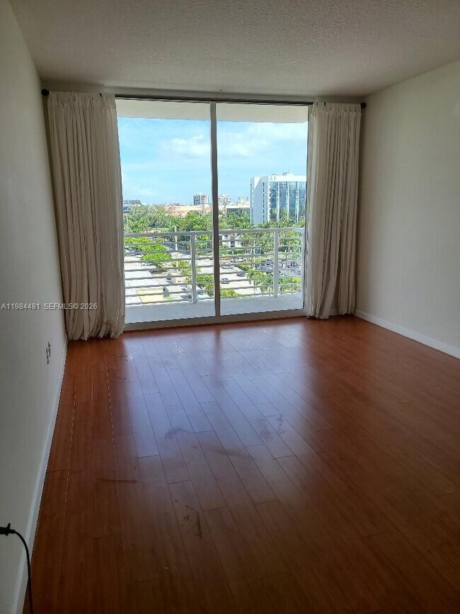 Building Photo - 18800 NE 29th Ave