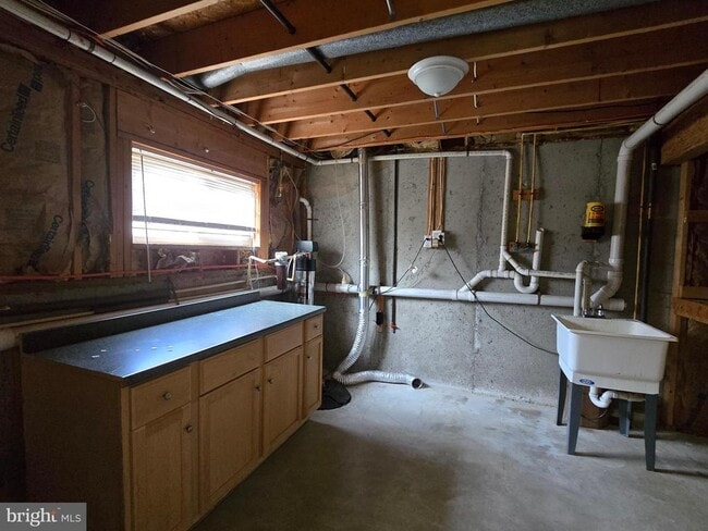 Building Photo - 50 Cardington Ct