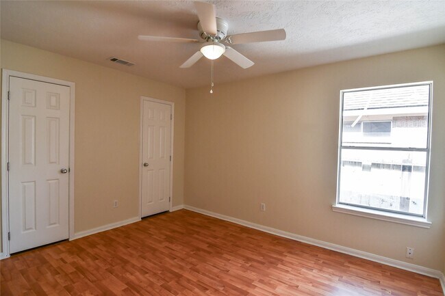 Building Photo - 1811 Ridgeway Trail