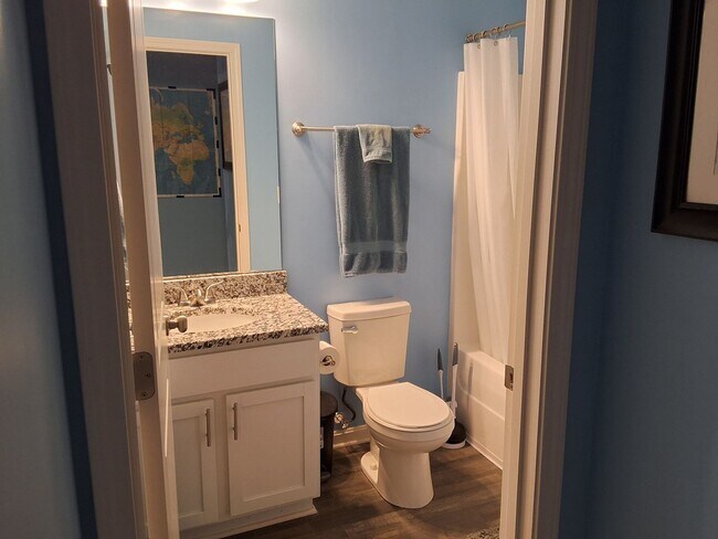 Building Photo - Cozy 3 Bed, 2 Bath House In Vine Grove, KY