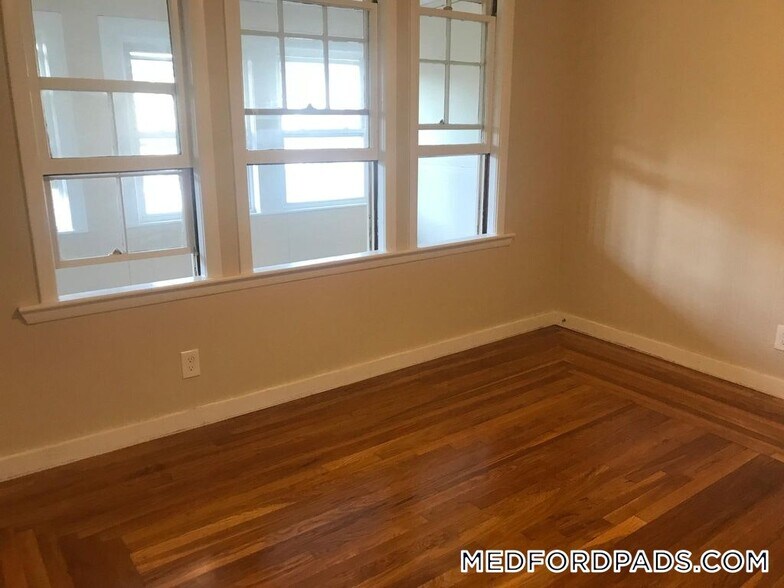 Building Photo - 58 Buzzell Ln