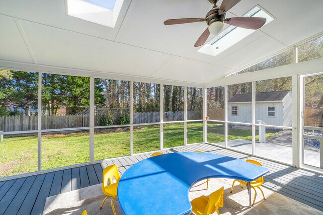 Building Photo - 531 Currituck Dr