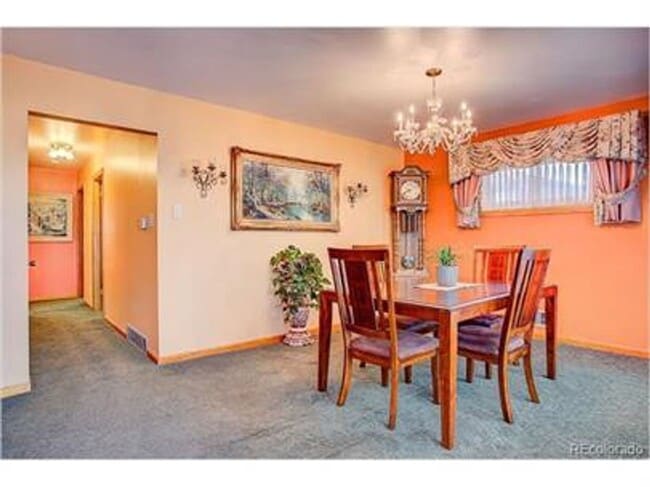 Building Photo - 10711 Blue Jay Ln