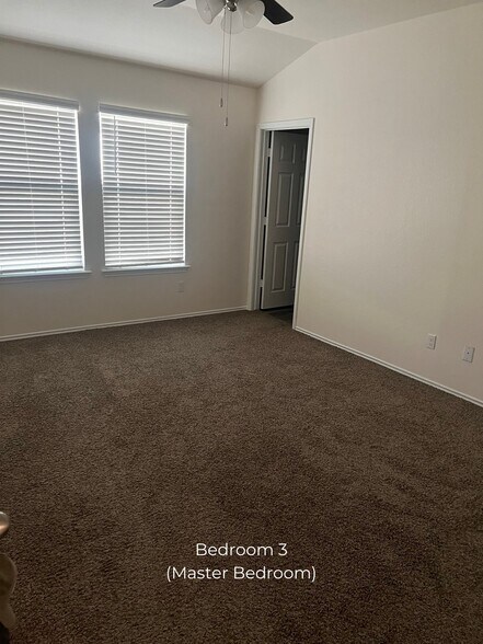Building Photo - 9008 Cantera Rdg Rd