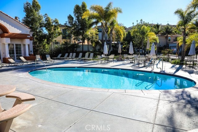 Building Photo - 28038 Via De Costa