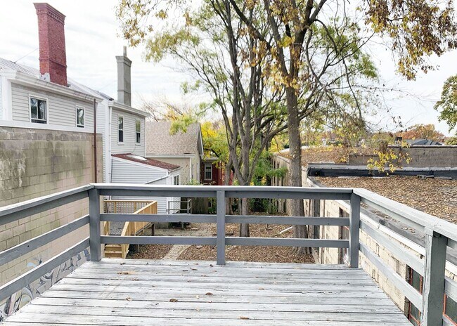 Building Photo - 3207 Jefferson Ave