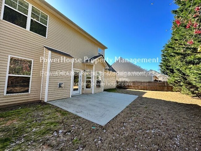 Building Photo - 2403 Walnut Tree Ln