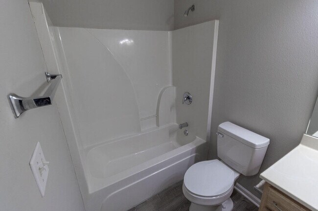 Building Photo - 4014 Arctic Fox Dr