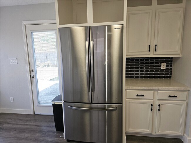 Building Photo - 19734 Glenfinch Ln