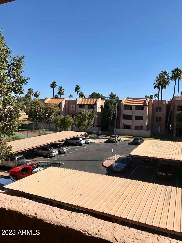 Aerial View - 540 N May