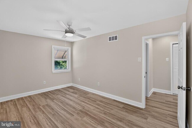 Building Photo - 9312 Edmund St
