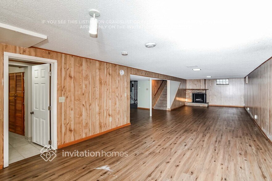 Building Photo - 5814 Pearson Dr