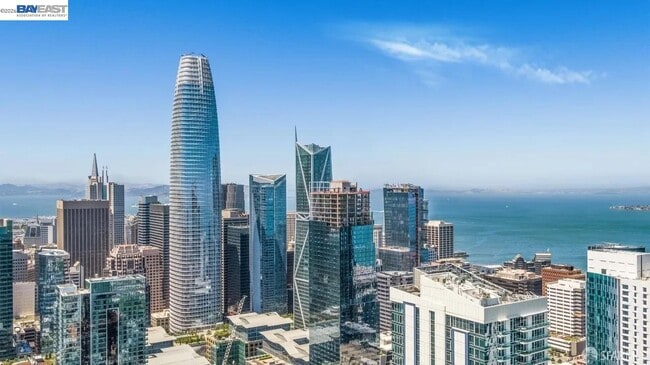 Building Photo - 501 Beale St