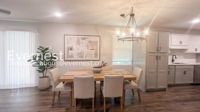 Building Photo - Modern Condo with Pool Access and Patio | Available Now!