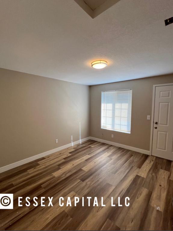 Building Photo - 401 Edgewood Ct SE