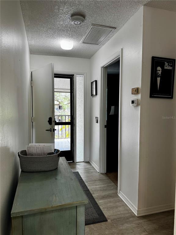 Building Photo - 3031 Quail Hollow St