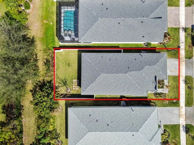 Building Photo - 11381 SW Lyra Dr.