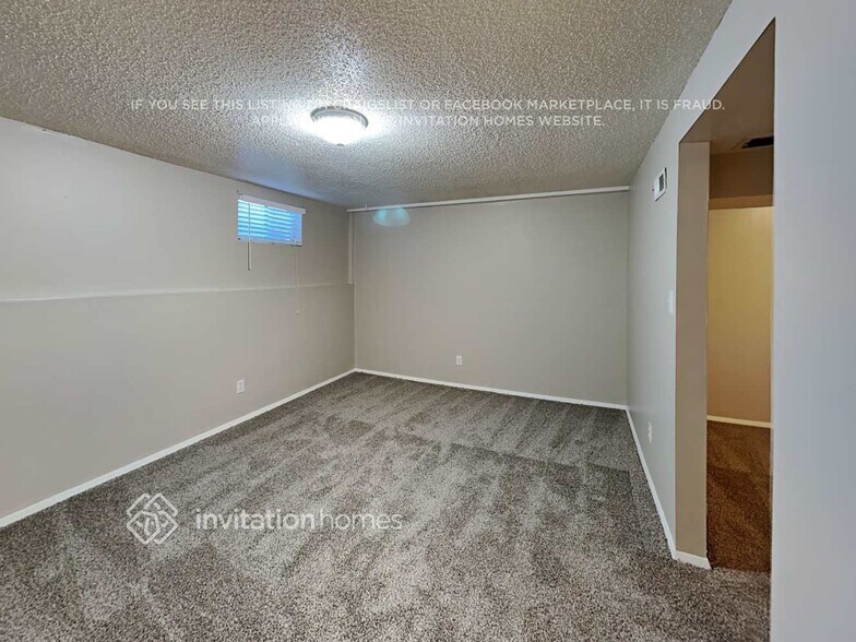 Building Photo - 3020 S Evanston Way