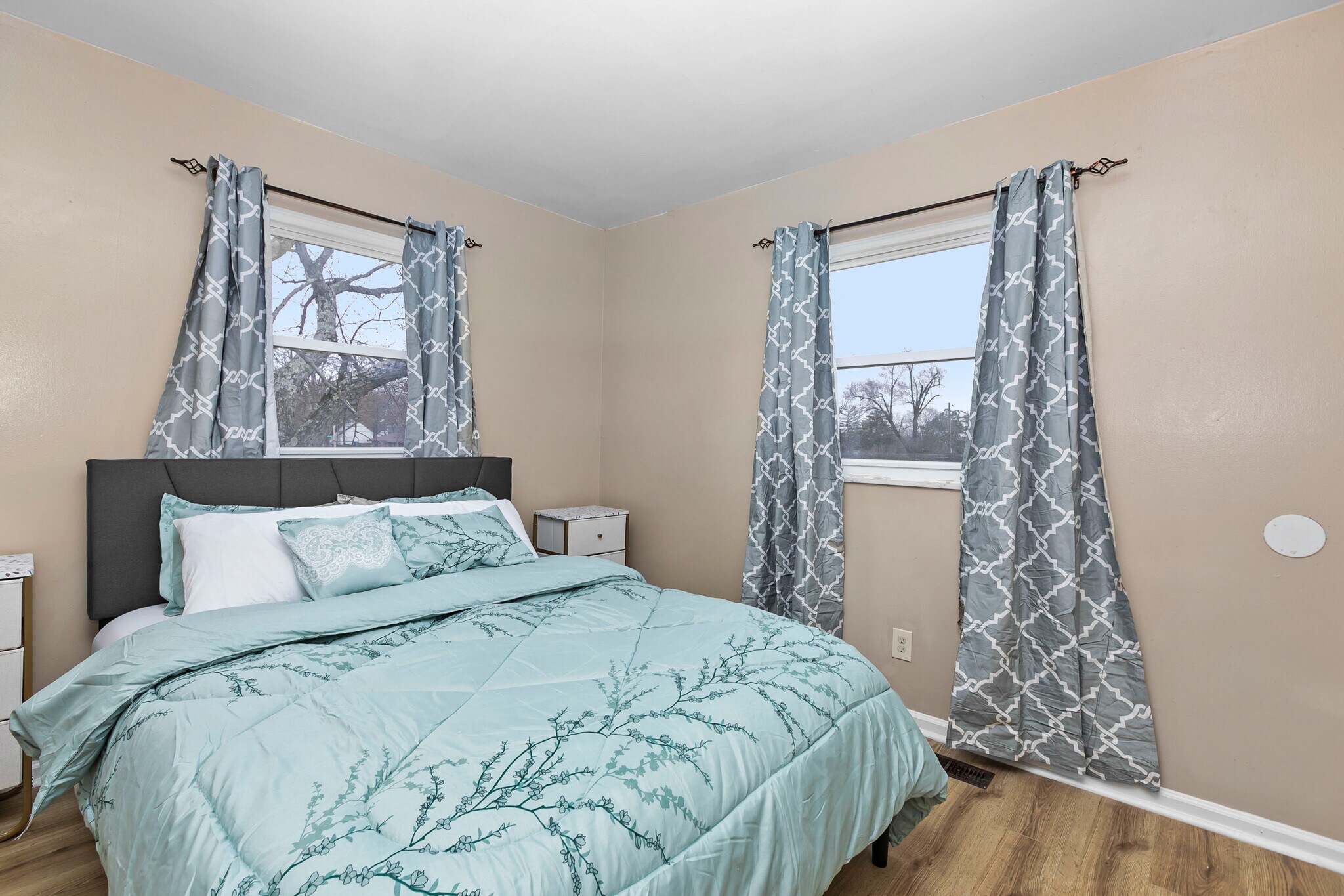 Building Photo - 3543 Otterbein Ave