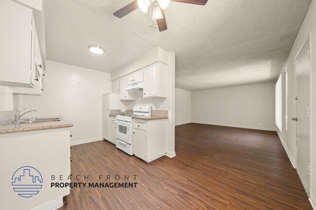 Building Photo - 8439 Adams St.