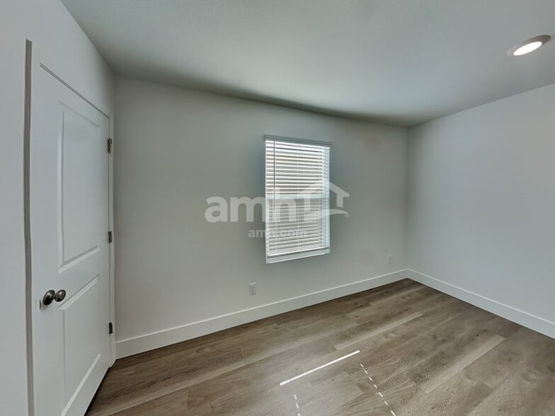 Building Photo - 5810 Astapor St