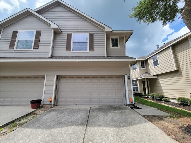 Primary Photo - 3014 Loganberry Park Ln