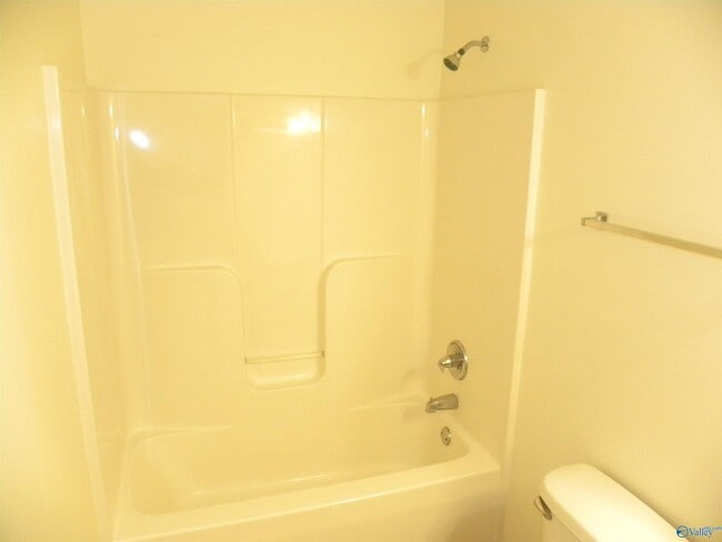 Building Photo - 409 Jasmine Dr