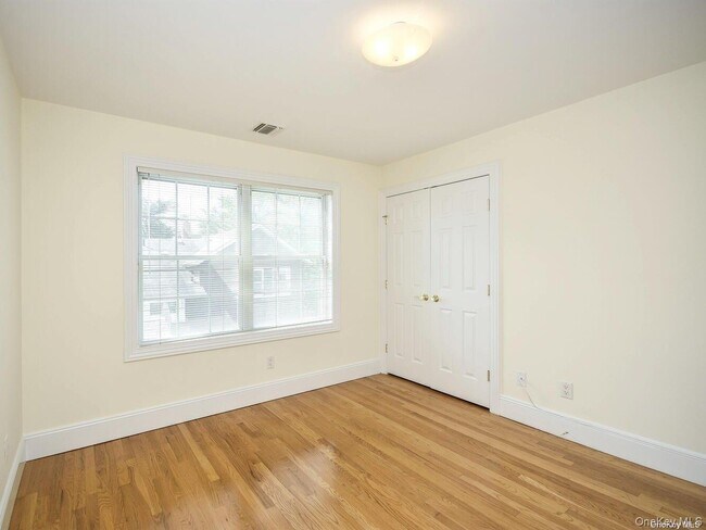 Building Photo - 51 Inwood Rd
