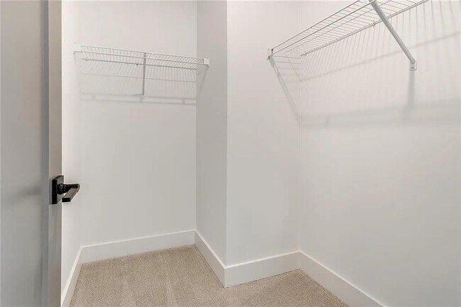 Building Photo - 1436 Walker Pl SE