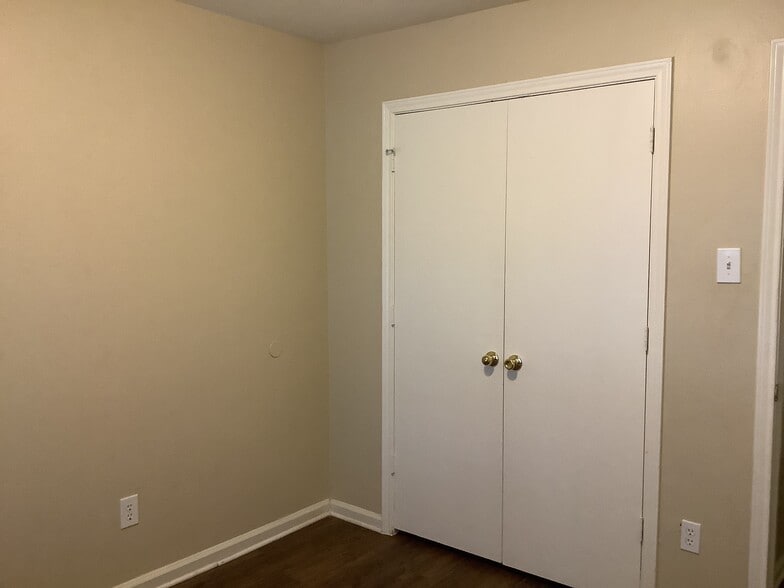 Building Photo - 1423 Hunter Green Ln