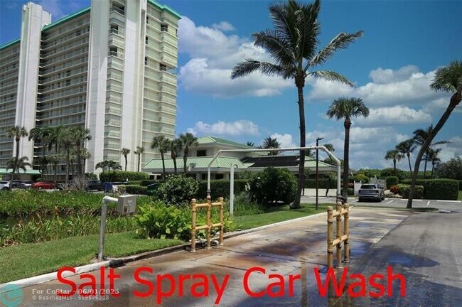 Building Photo - 9940 S Ocean Dr