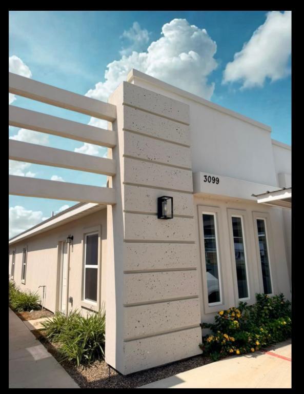 Building Photo - 3099 Briggs Rd