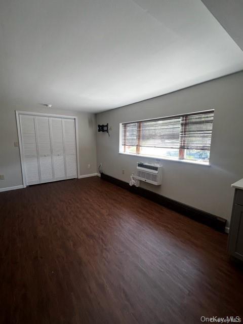 Building Photo - 15 Orange Ave