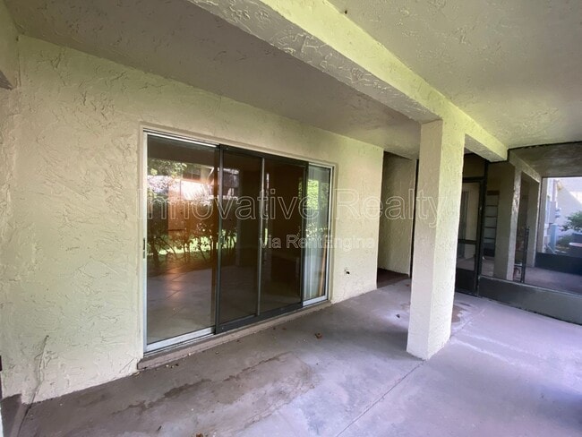 Building Photo - 623 E San Sebastian Ct