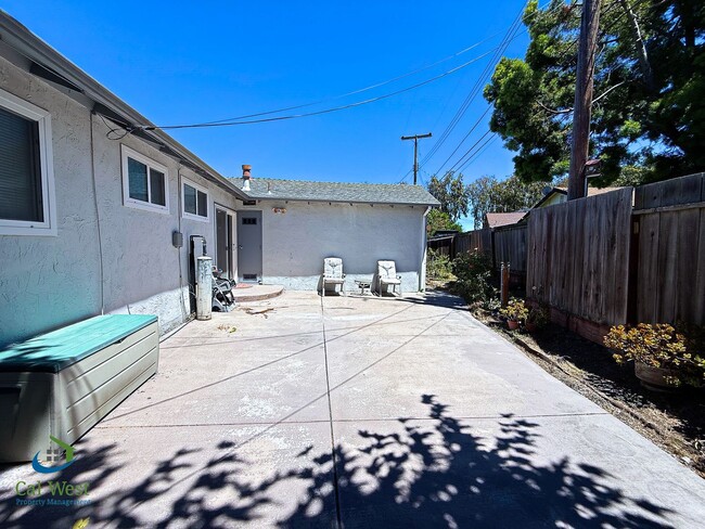 Building Photo - 3174 Colfax Ct
