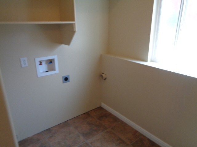Building Photo - 2359 W 2075 N