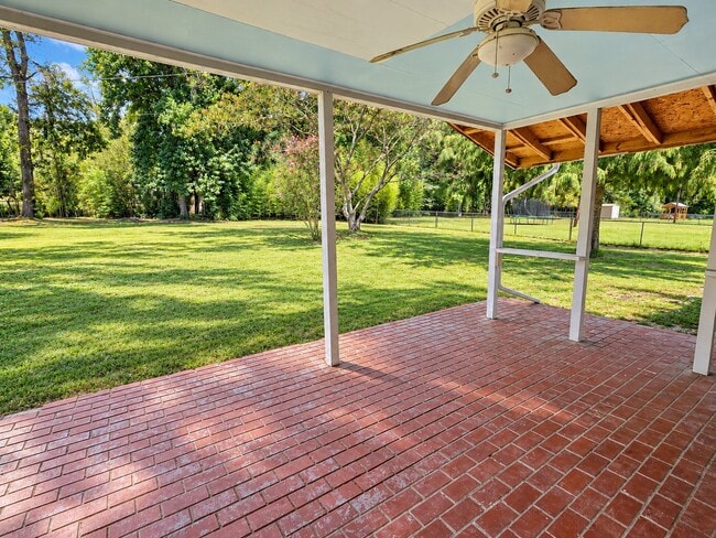 Building Photo - 167 Ramona Dr