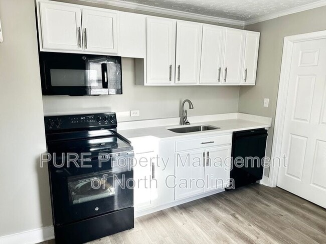 Building Photo - 103 Snider Ave